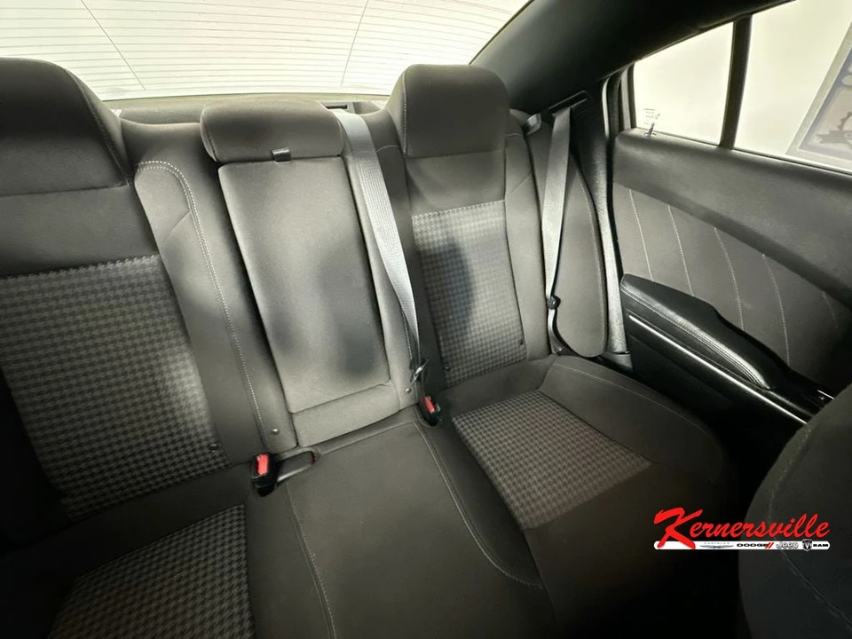 2023 Dodge Charger 7th Gen - Image 14 of 24