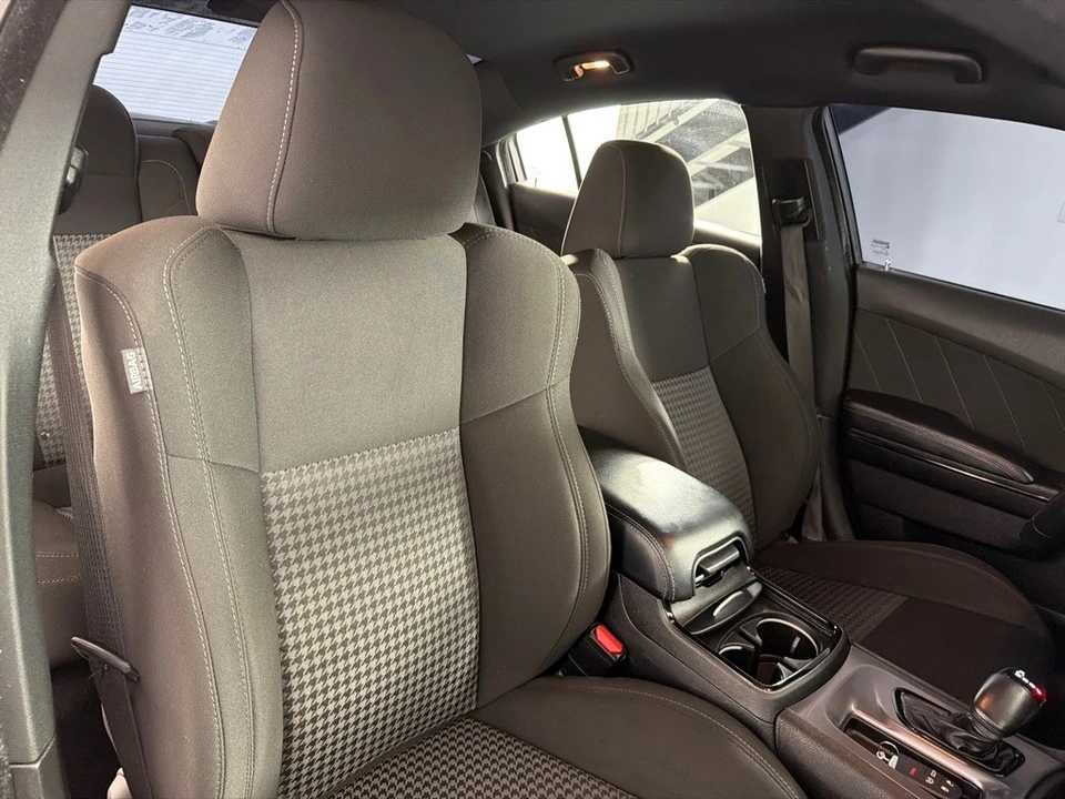 2023 Dodge Charger 7th Gen - Image 23 of 25