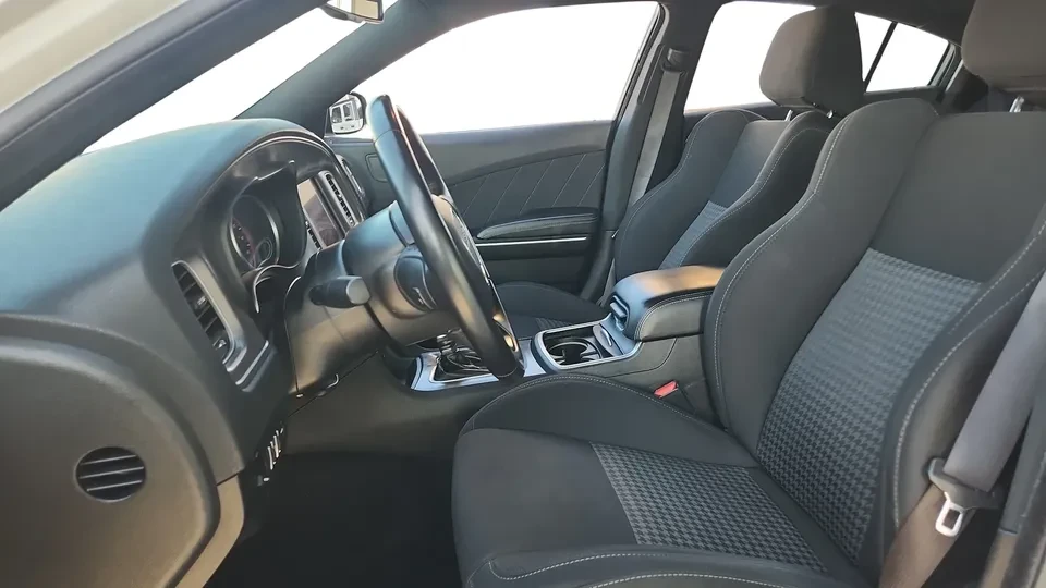 2023 Dodge Charger 7th Gen - Image 10 of 20