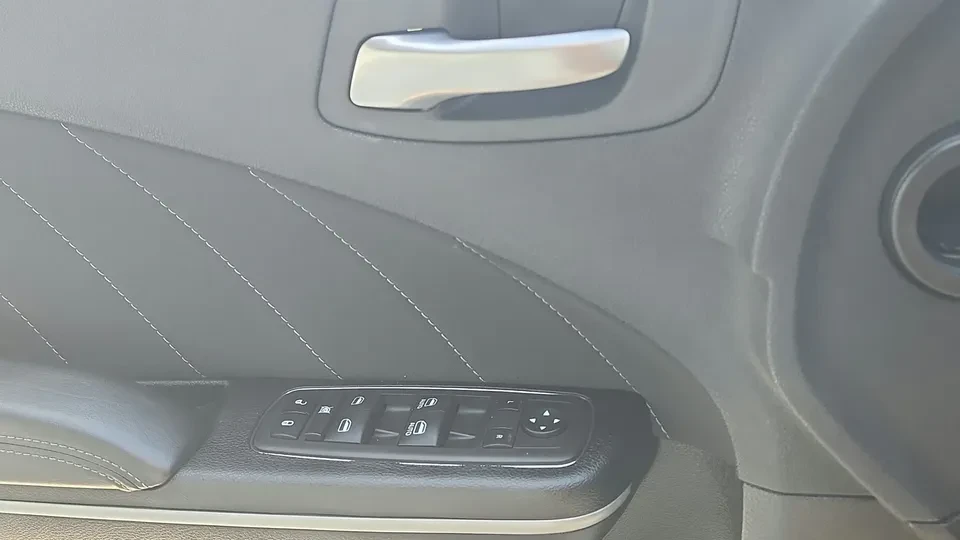 2023 Dodge Charger 7th Gen - Image 16 of 20