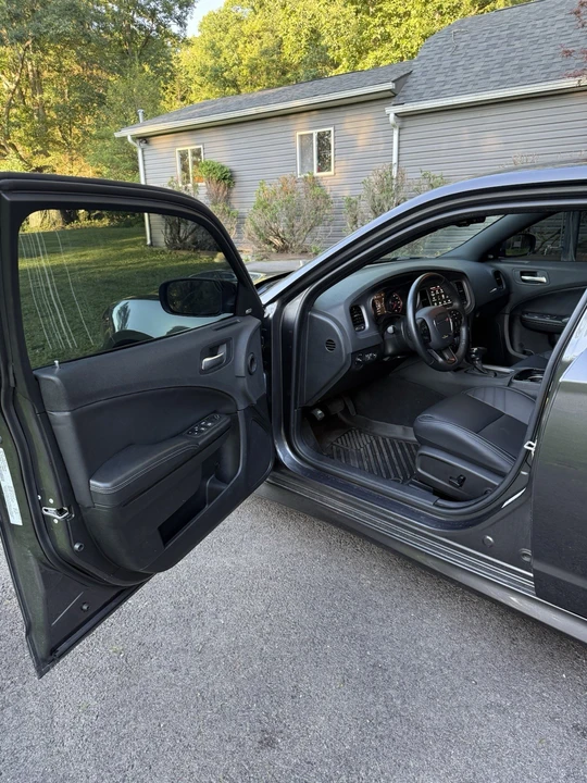 2023 Dodge Charger 7th Gen - Image 8 of 18