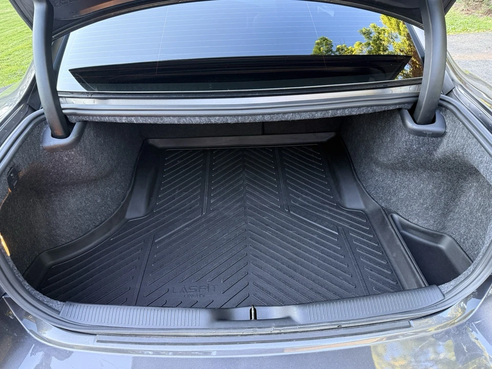 2023 Dodge Charger 7th Gen - Image 16 of 18