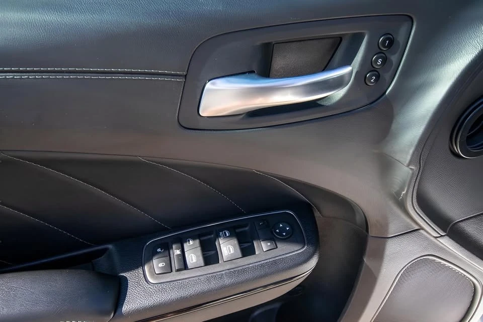 2023 Dodge Charger 7th Gen - Image 16 of 20