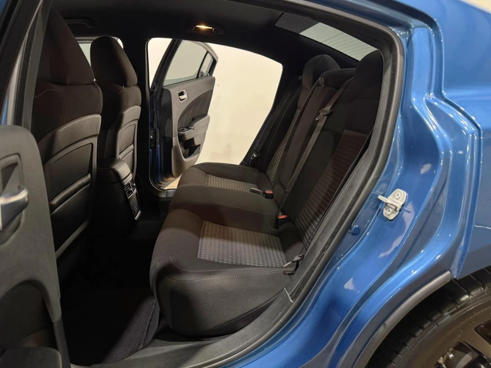 2023 Dodge Charger 7th Gen - Image 16 of 31
