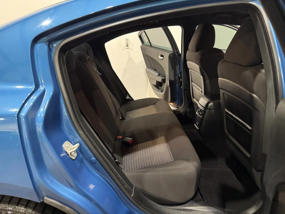 2023 Dodge Charger 7th Gen - Image 15 of 31