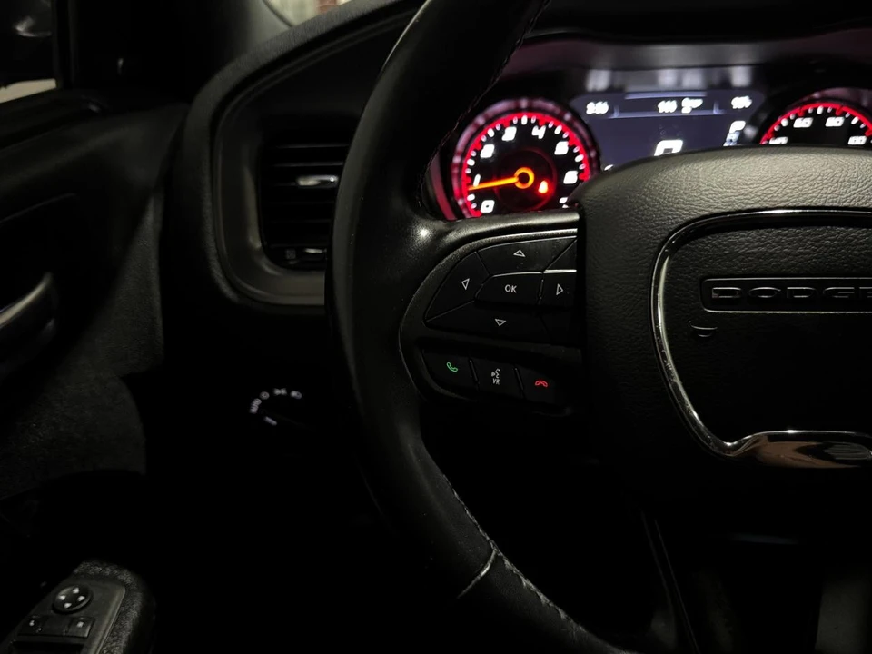 2023 Dodge Charger 7th Gen - Image 21 of 31