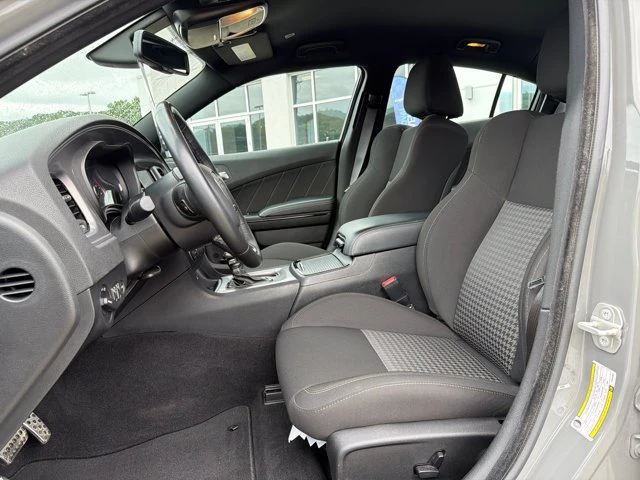 2023 Dodge Charger 7th Gen - Image 17 of 20