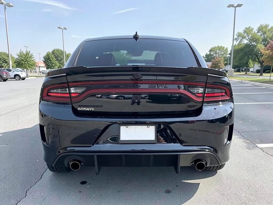 2023 Dodge Charger 7th Gen - Image 6 of 8