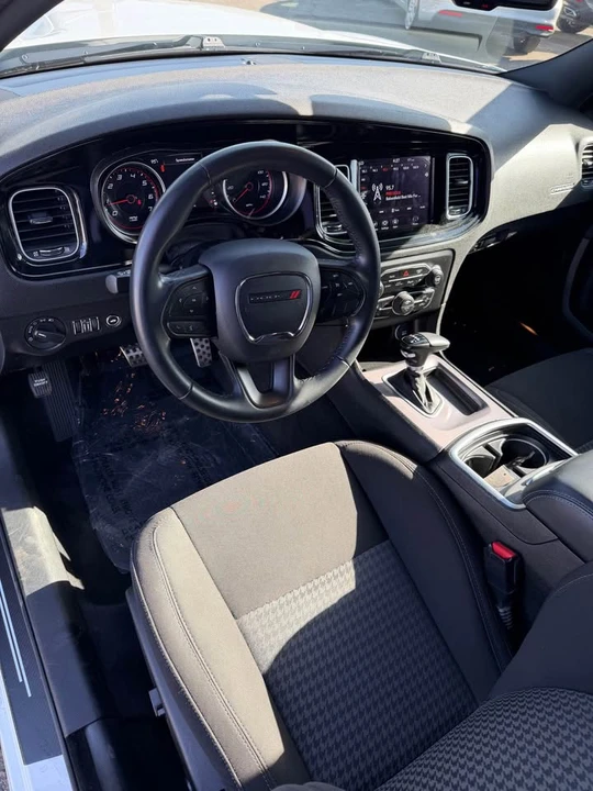 2023 Dodge Charger 7th Gen - Image 10 of 11