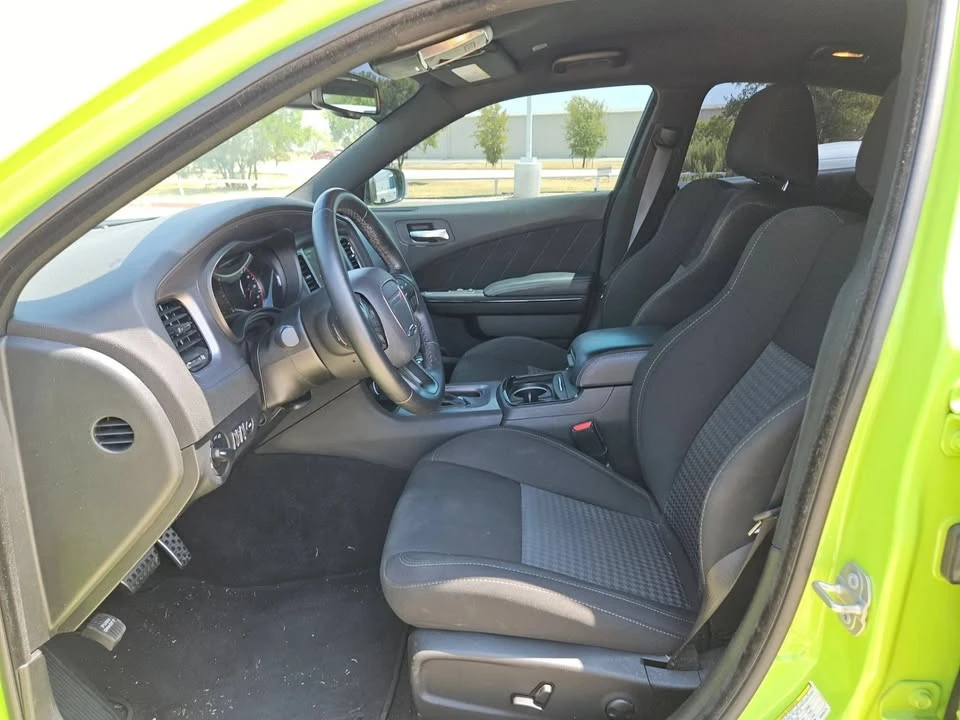 2023 Dodge Charger 7th Gen - Image 10 of 12