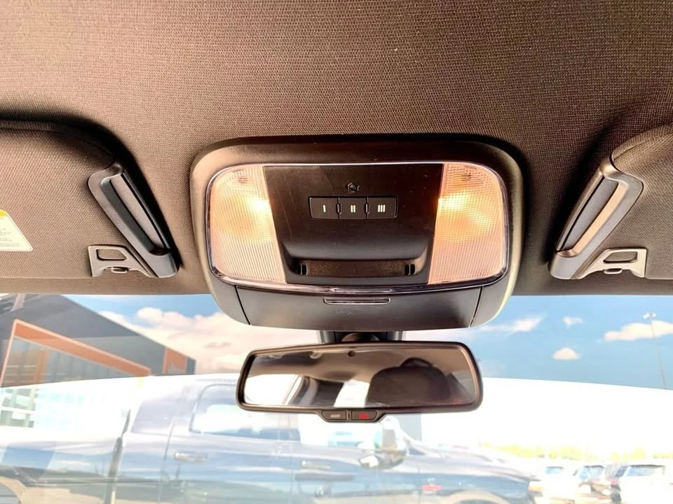 2023 Dodge Charger 7th Gen - Image 17 of 19