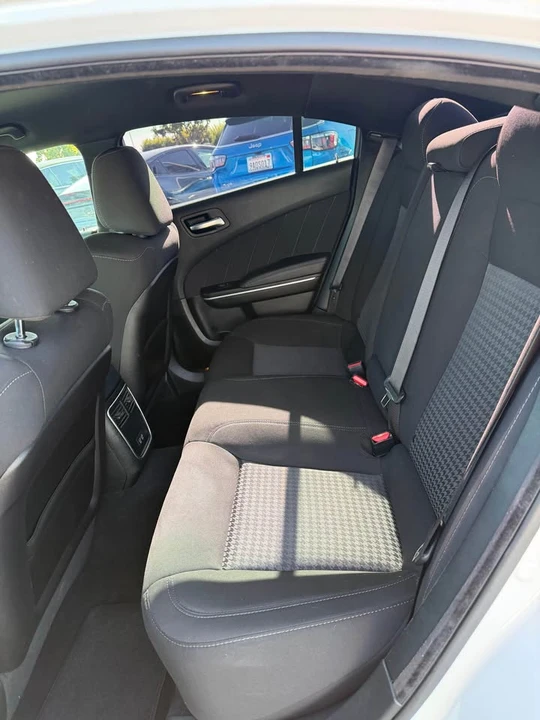 2023 Dodge Charger 7th Gen - Image 8 of 11