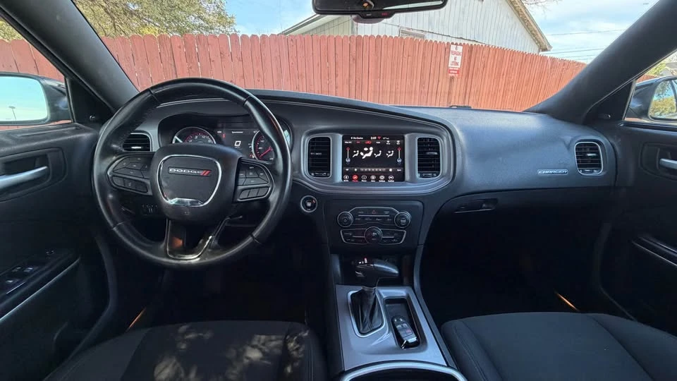 2023 Dodge Charger 7th Gen - Image 6 of 10