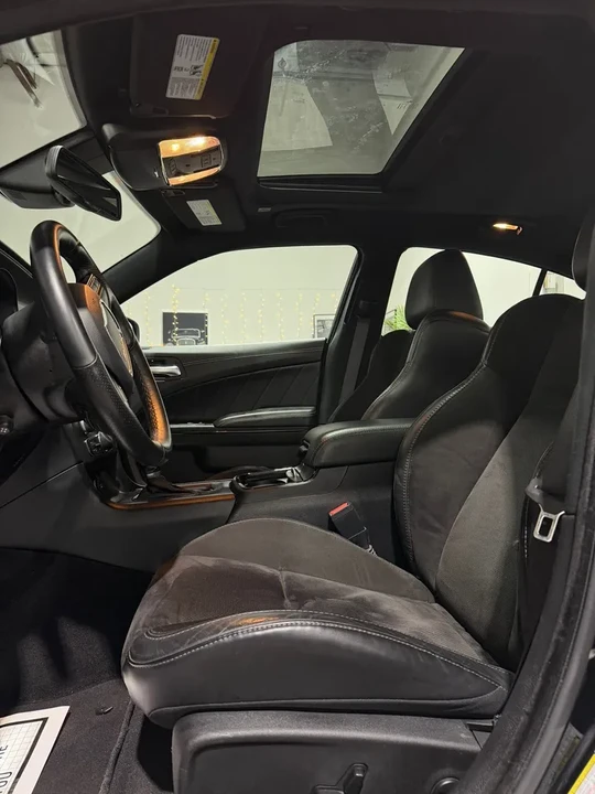 2023 Dodge Charger 7th Gen - Image 10 of 12