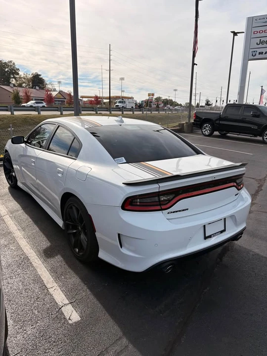 2023 Dodge Charger 7th Gen - Image 2 of 8