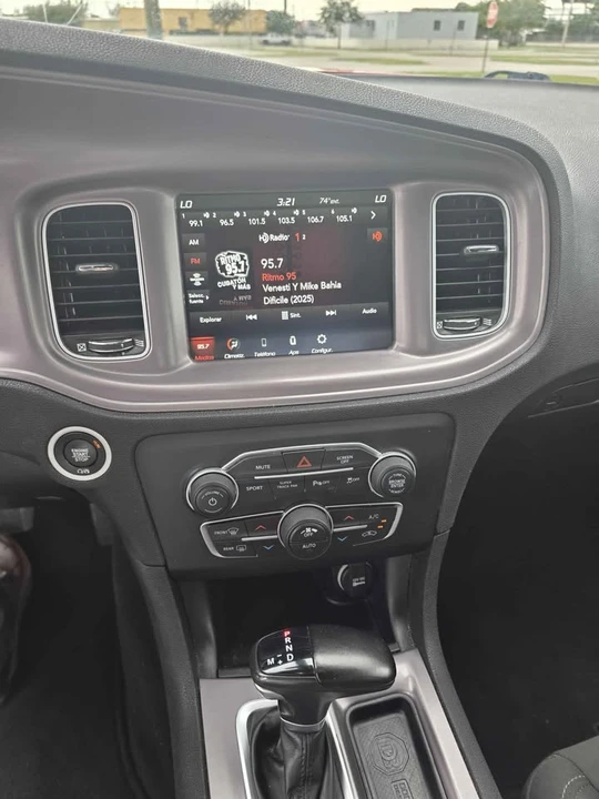 2023 Dodge Charger 7th Gen - Image 15 of 16