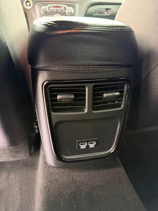 2023 Dodge Charger 7th Gen - Image 12 of 17