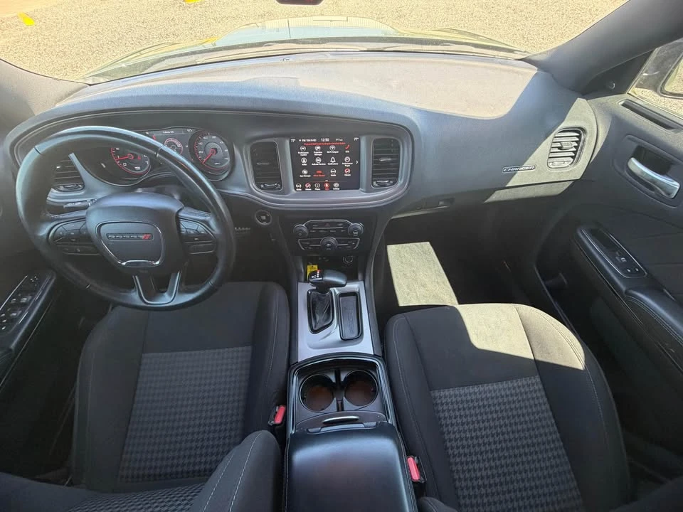 2023 Dodge Charger 7th Gen - Image 6 of 9
