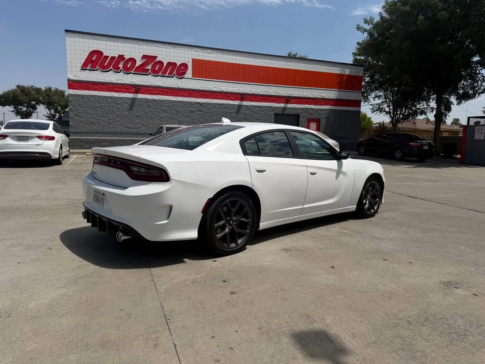 2023 Dodge Charger 7th Gen - Image 5 of 12