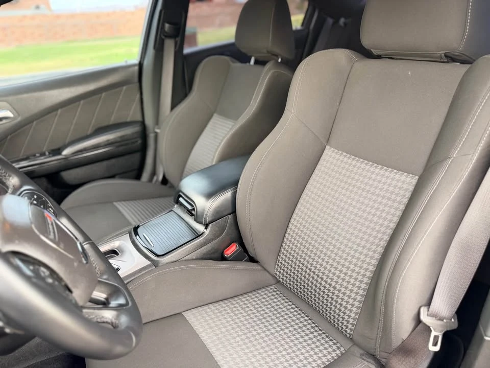 2023 Dodge Charger 7th Gen - Image 10 of 15
