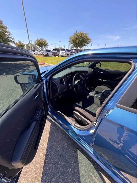 2023 Dodge Charger 7th Gen - Image 10 of 10
