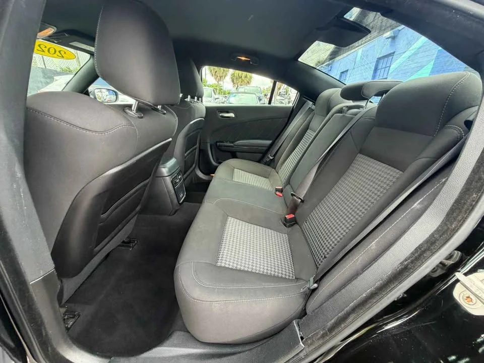 2023 Dodge Charger 7th Gen - Image 8 of 9