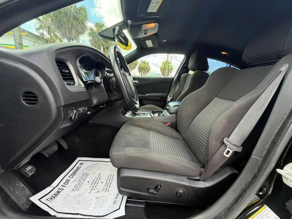 2023 Dodge Charger 7th Gen - Image 7 of 9