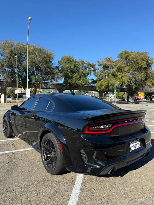 2023 Dodge Charger SRT Hellcat 7th Gen - Image 6 of 11