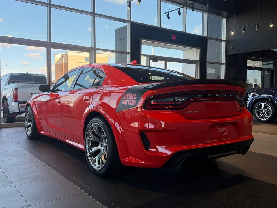 2023 Dodge Charger SRT Hellcat 7th Gen - Image 5 of 8