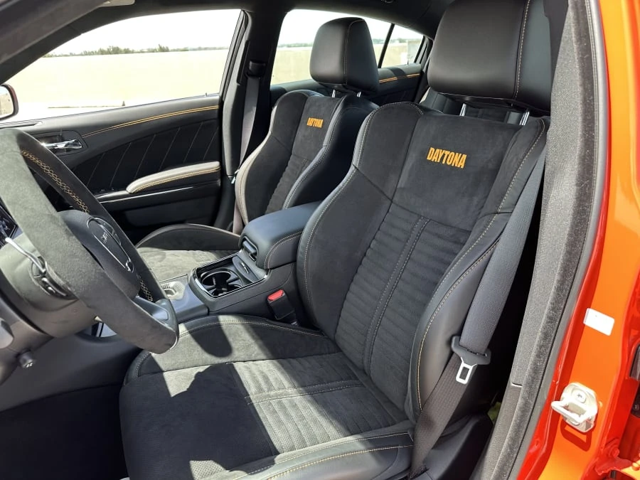 2023 Dodge Charger SRT Hellcat 7th Gen - Image 17 of 19