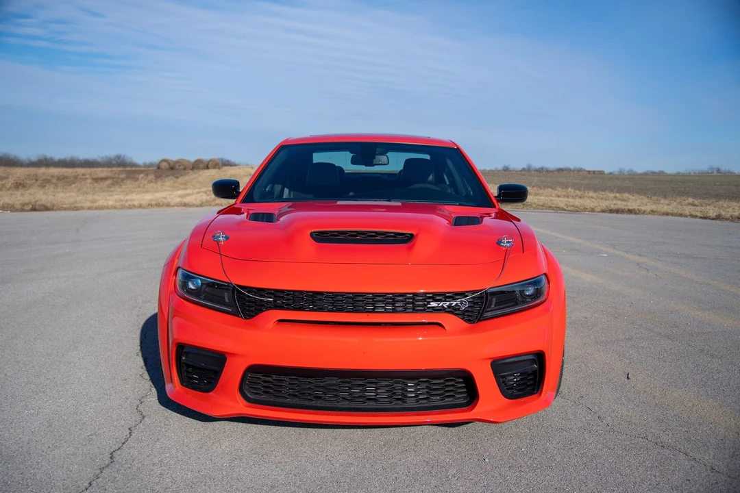 2023 Dodge Charger SRT Hellcat 7th Gen - Image 2 of 15