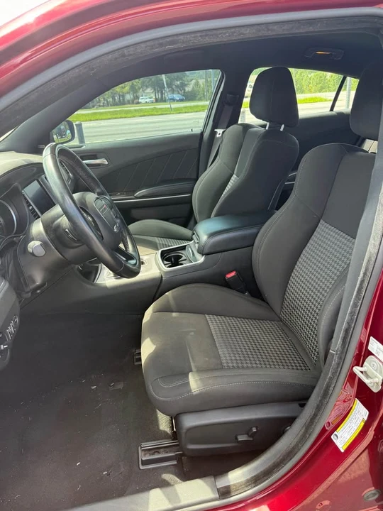2023 Dodge Charger 7th Gen - Image 9 of 10