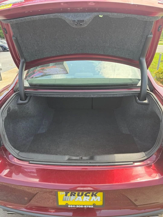 2023 Dodge Charger 7th Gen - Image 8 of 10