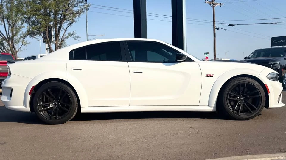 2023 Dodge Charger 7th Gen - Image 4 of 17