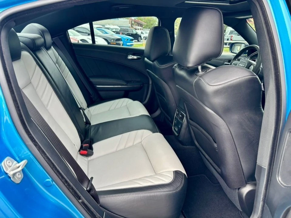 2023 Dodge Charger 7th Gen - Image 16 of 20