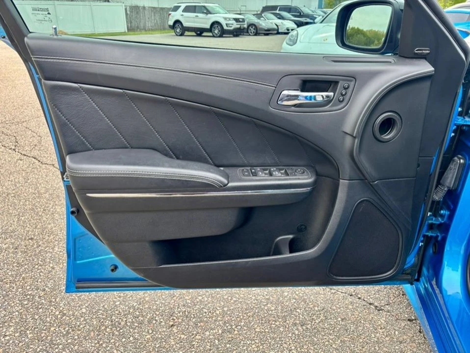 2023 Dodge Charger 7th Gen - Image 9 of 20
