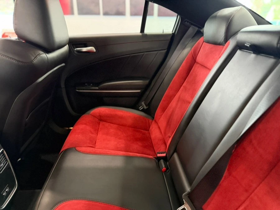 2023 Dodge Charger 7th Gen - Image 16 of 20