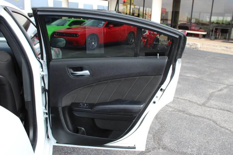 2023 Dodge Charger 7th Gen - Image 16 of 20