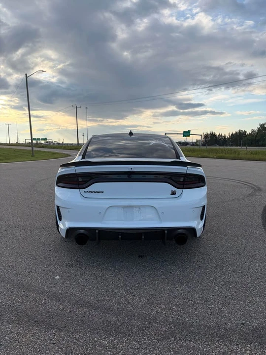 2023 Dodge Charger 7th Gen - Image 6 of 11
