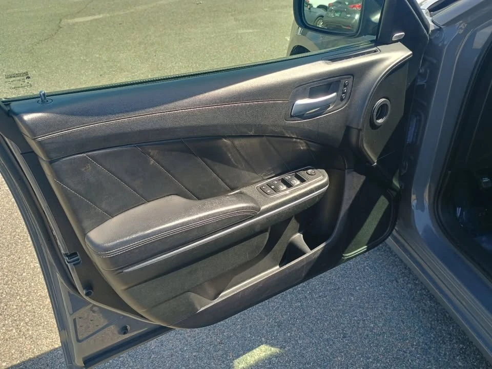 2023 Dodge Charger 7th Gen - Image 17 of 19