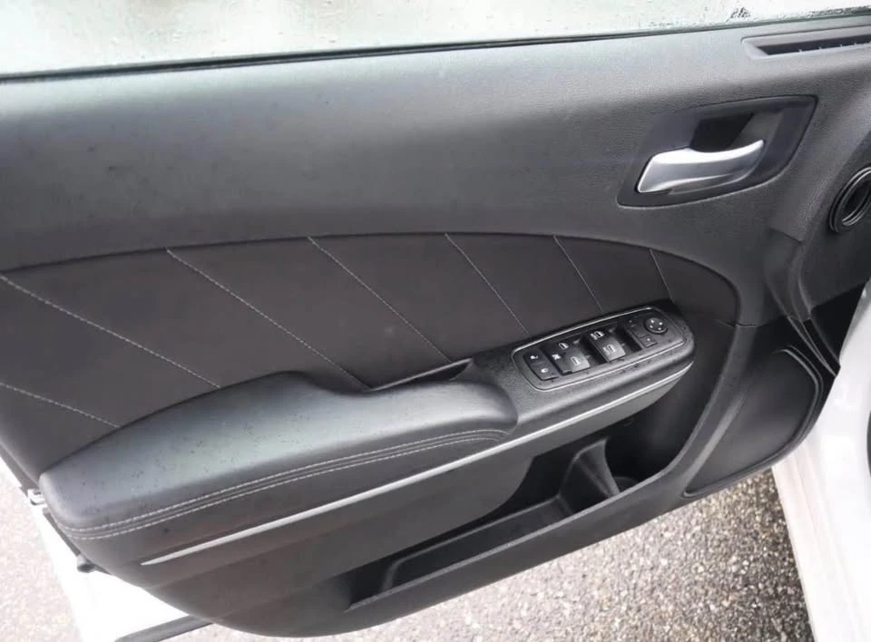 2023 Dodge Charger 7th Gen - Image 8 of 18