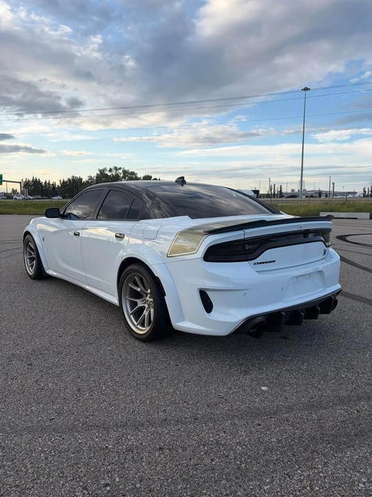 2023 Dodge Charger 7th Gen - Image 7 of 11