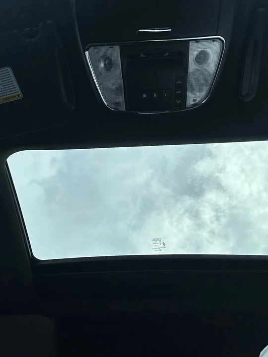 2023 Dodge Charger 7th Gen - Image 9 of 14