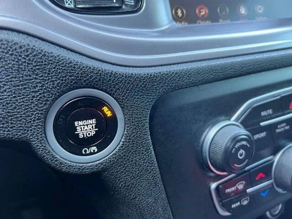 2023 Dodge Charger 7th Gen - Image 14 of 20