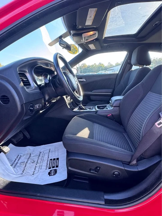 2023 Dodge Charger 7th Gen - Image 6 of 9