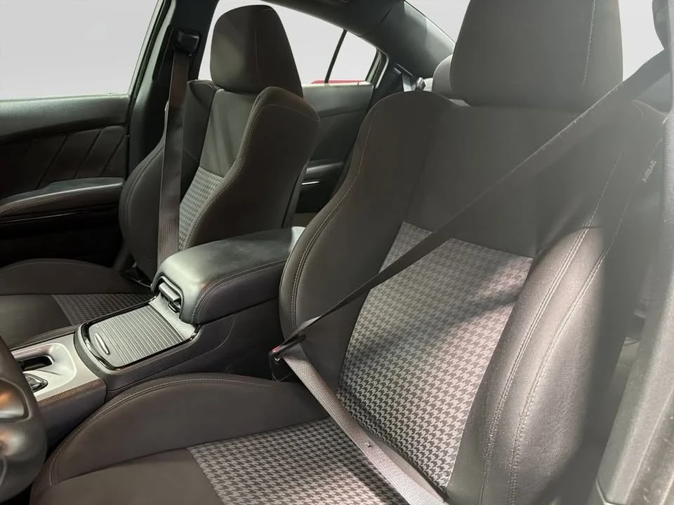 2023 Dodge Charger 7th Gen - Image 9 of 15