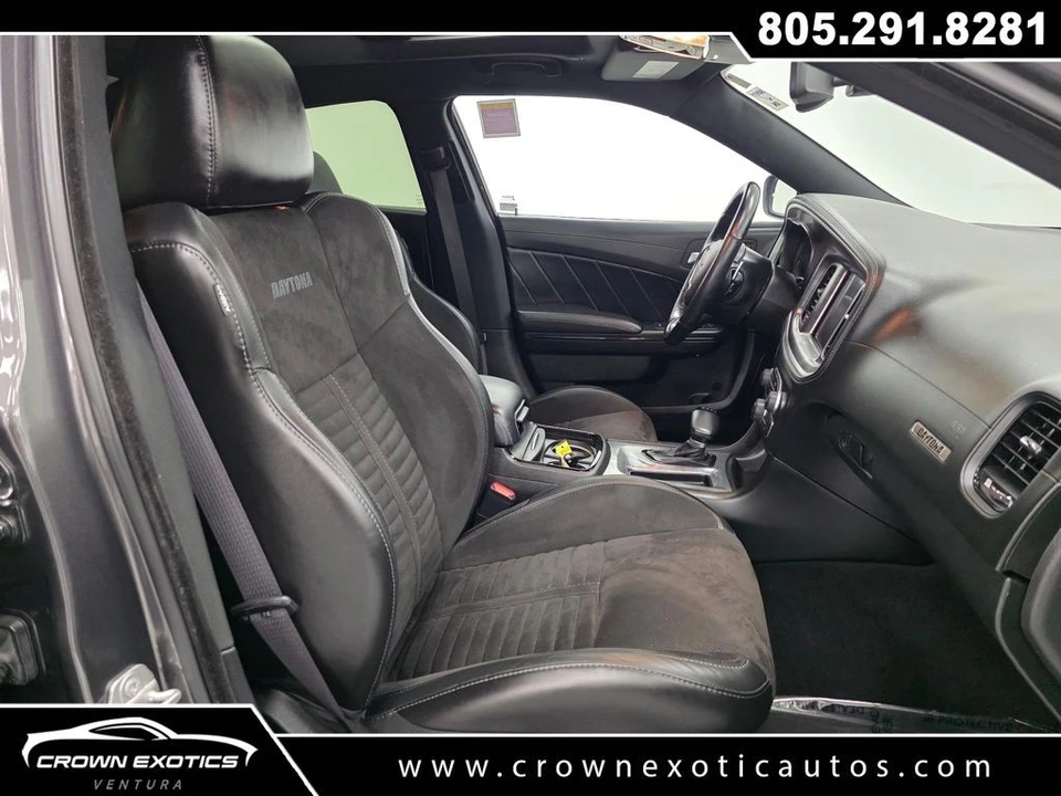 2023 Dodge Charger 8th Gen - Image 11 of 12