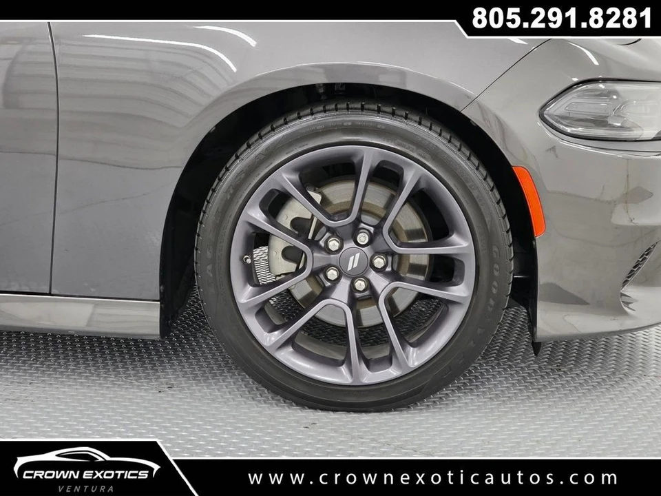 2023 Dodge Charger 8th Gen - Image 9 of 12