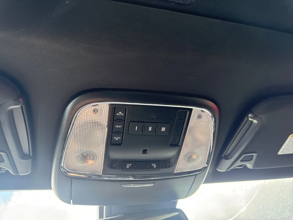 2023 Dodge Charger 7th Gen - Image 23 of 25