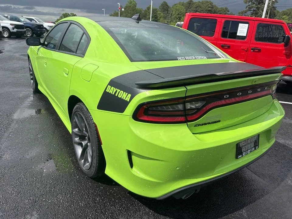 2023 Dodge Charger 7th Gen - Image 8 of 25